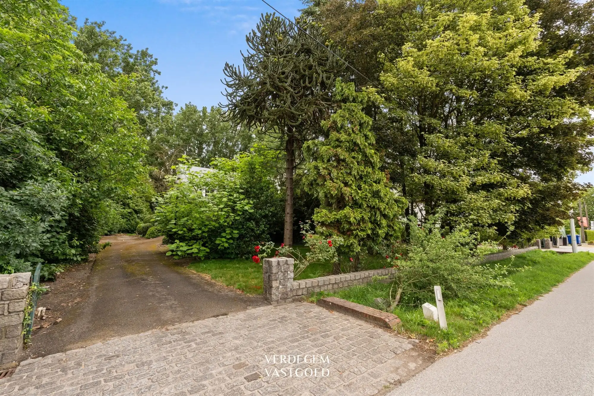Klassevolle villa in weelderige tuin foto 25