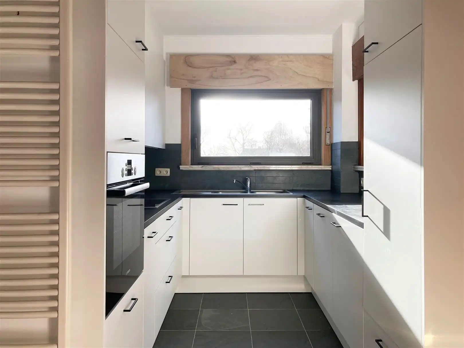 Woning met zonnige tuin foto 7
