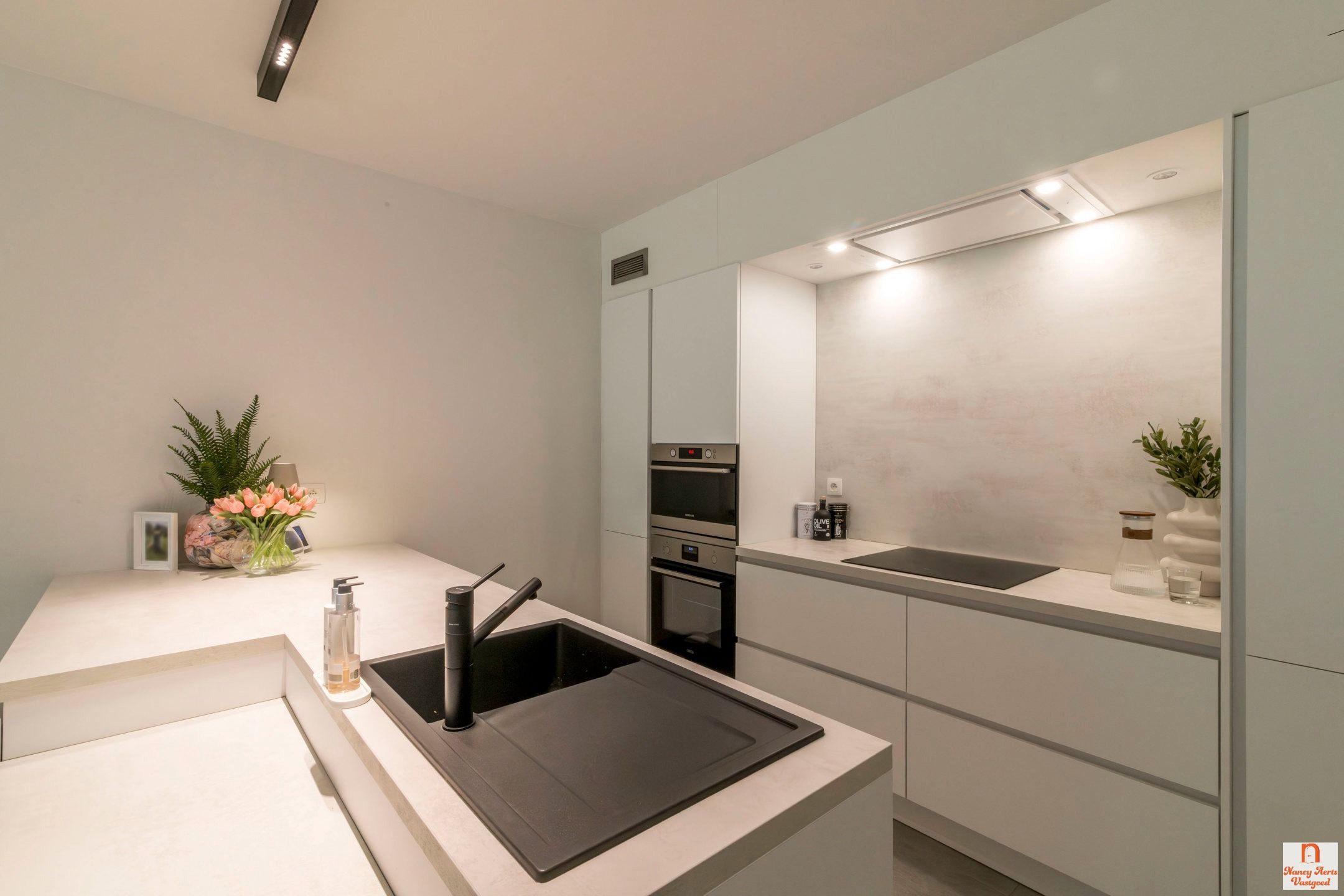 Gelijkvloers appartement met private tuin in Helchteren foto 11