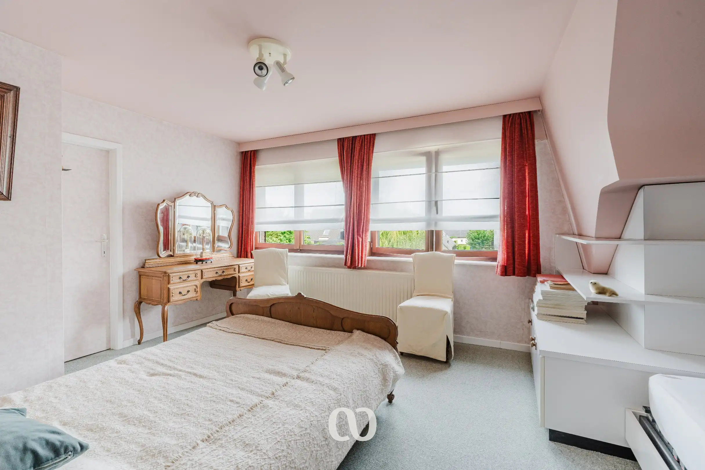 Ruime gezinswoning met 4 slaapkamers in Oudenaarde foto 18