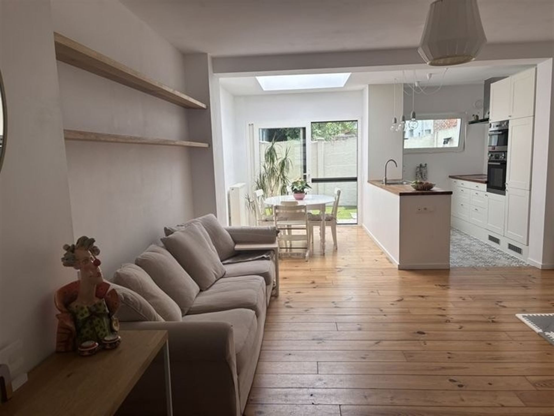 Mooi gerenoveerde woning met tuin! foto 3