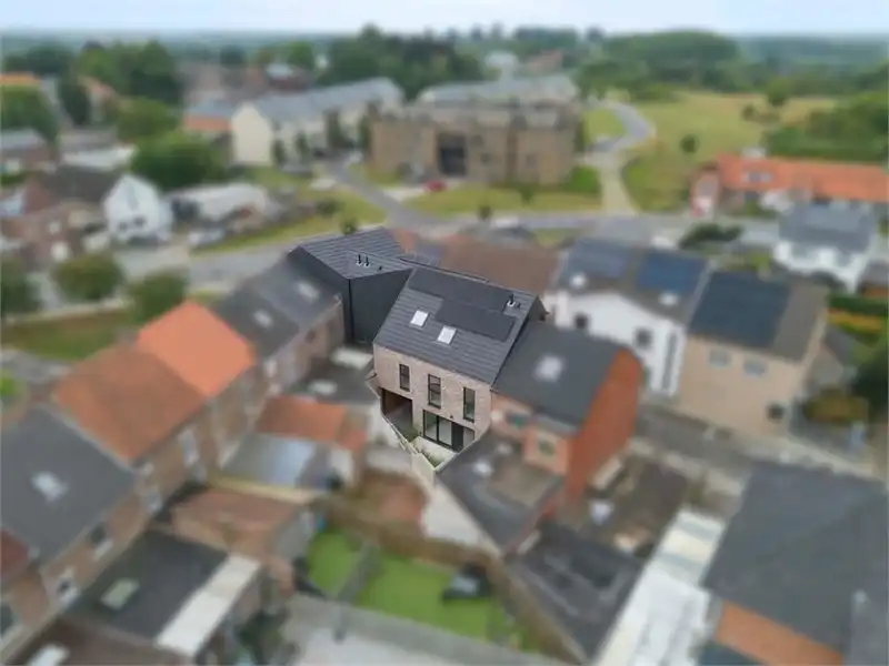 KNAPPE NIEUWBOUWWONING IN HET CENTRUM VAN BORGLOON (MOGELIJKHEID AANKOOP 6% BTW) foto 7