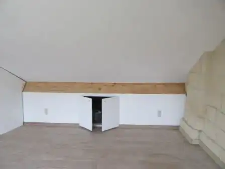 Rijwoning met modern interieur foto 15