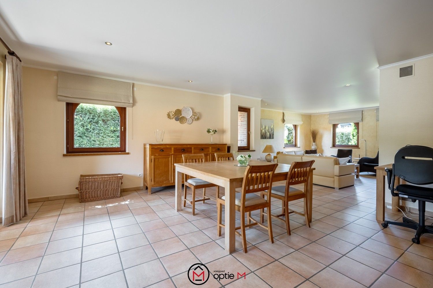 MEDITERRANE RUST IN EIGEN TUIN - CHARMANTE SPAANSE VILLA MET ZWEMBAD IN CENTRUM ZUTENDAAL TE KOOP foto 8