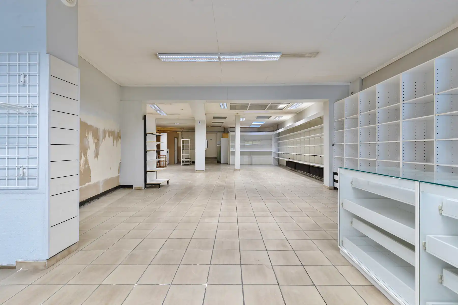 Handelspand met woonst ! foto 5