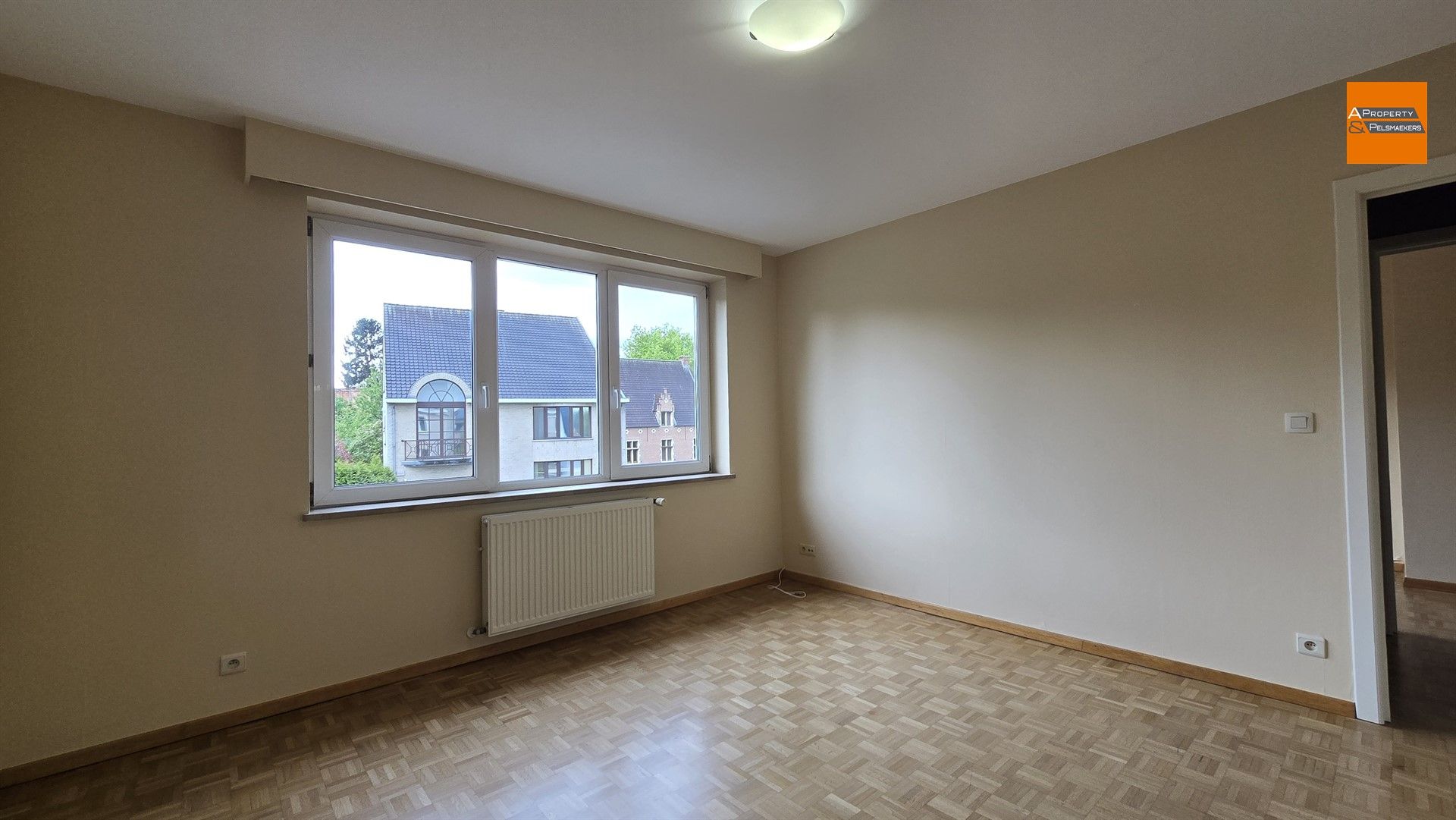 Ruime en instapklare bel-étagewoning met 7 slaapkamers en tuin op toplocatie in Kraainem foto 16