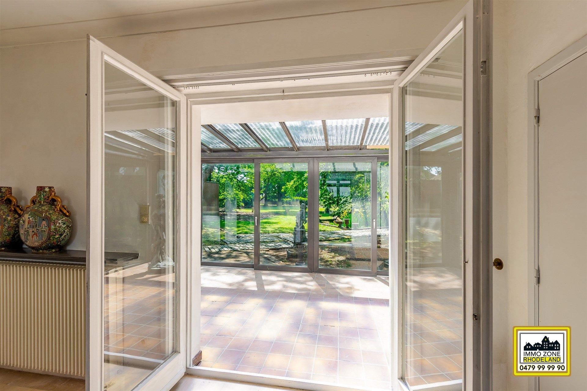 Exclusieve villa met prachtige tuin foto 12
