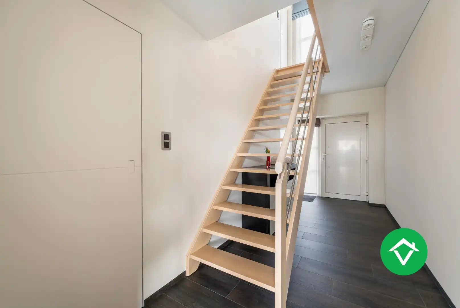 Alleenstaande woning met 4 slaapkamers en garage te Aartrijke foto 15