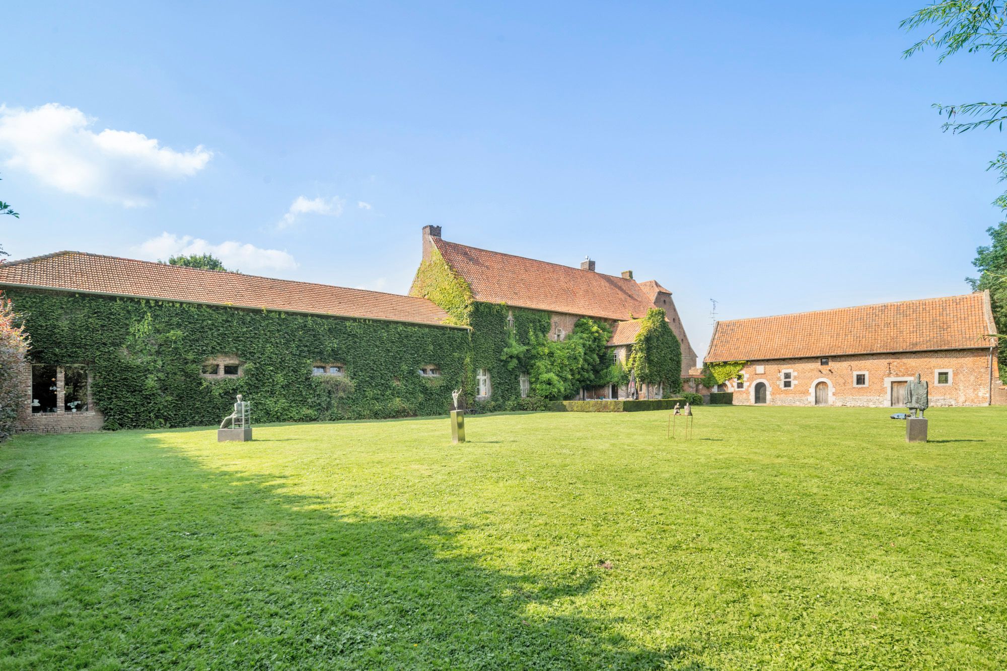 Unieke historische hoeve met veel mogelijkheden in Heers foto 29