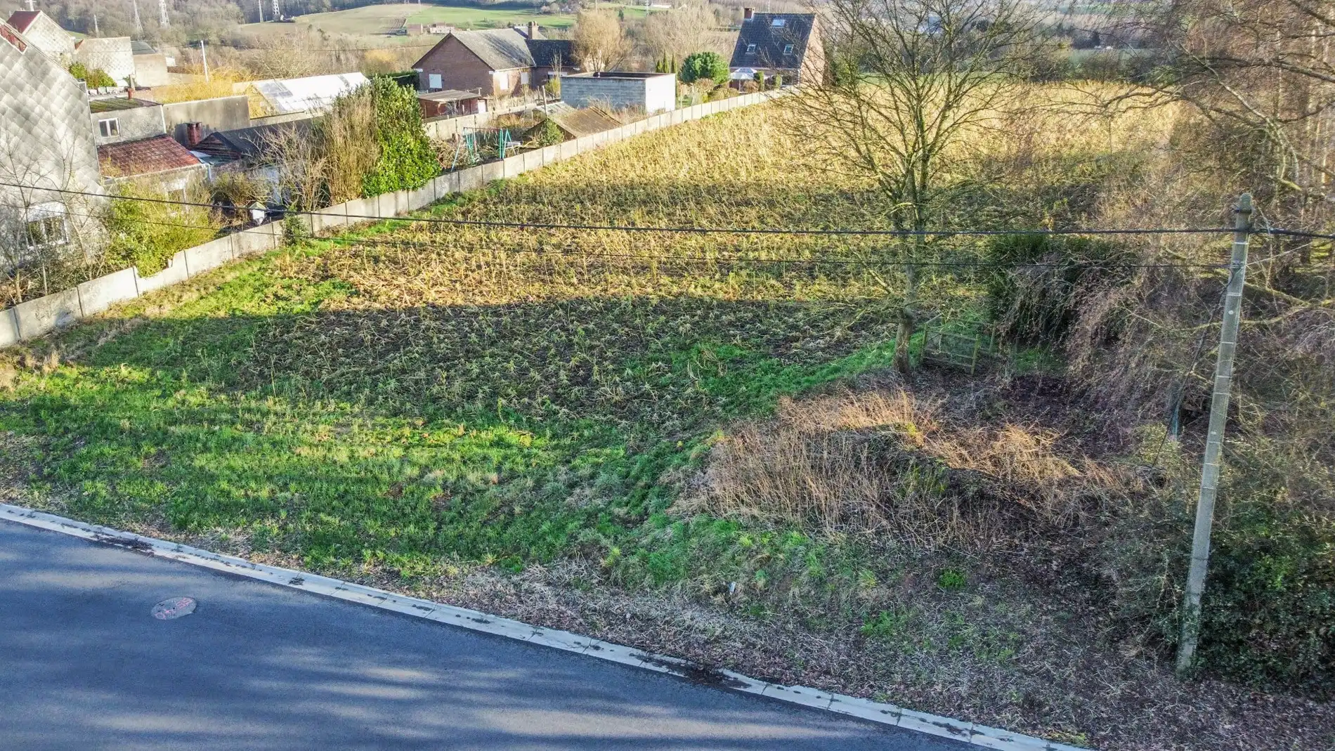 Een mooi gelegen bouwgrond voor halfopen bebouwing (LOT 1) foto 4