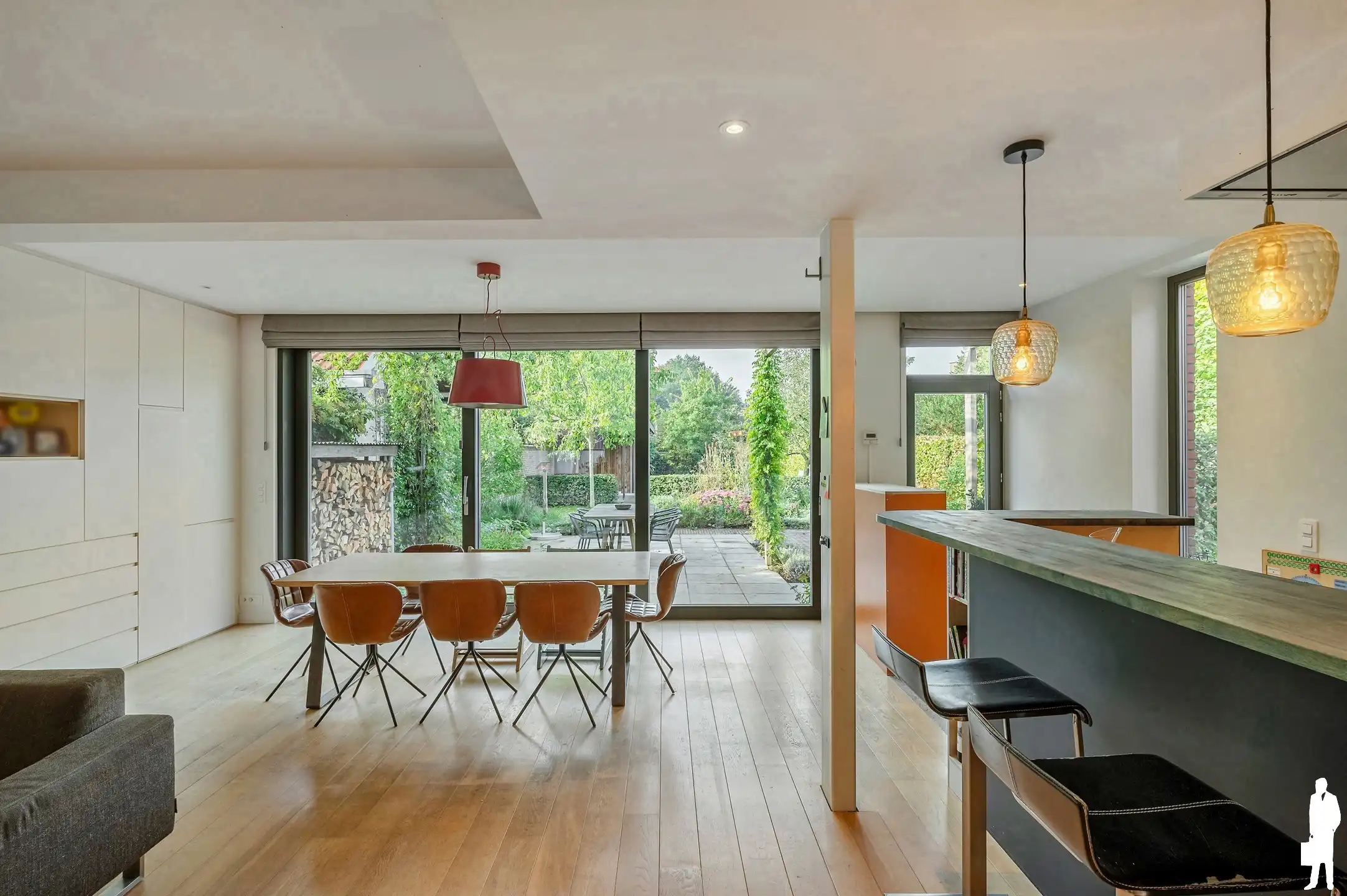 Instapklare en ruime halfopen woning in Maria-ter-Heide! foto 2