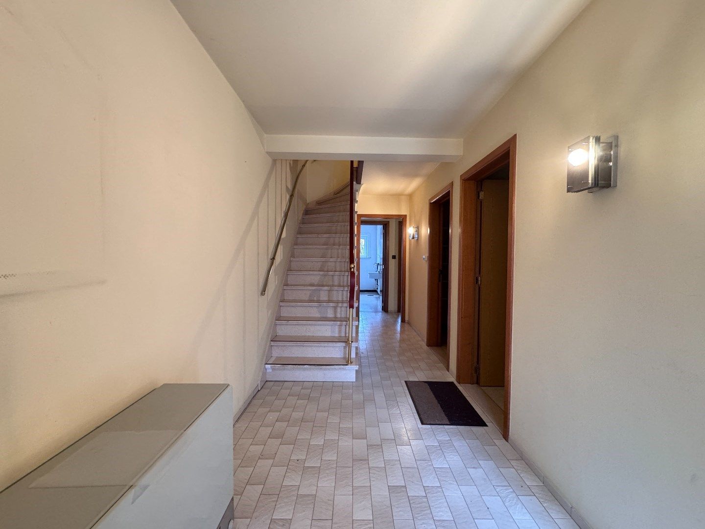 Uitstekend gelegen appartement in kleinschalig appartementsgebouw met 2 appartementen foto 2