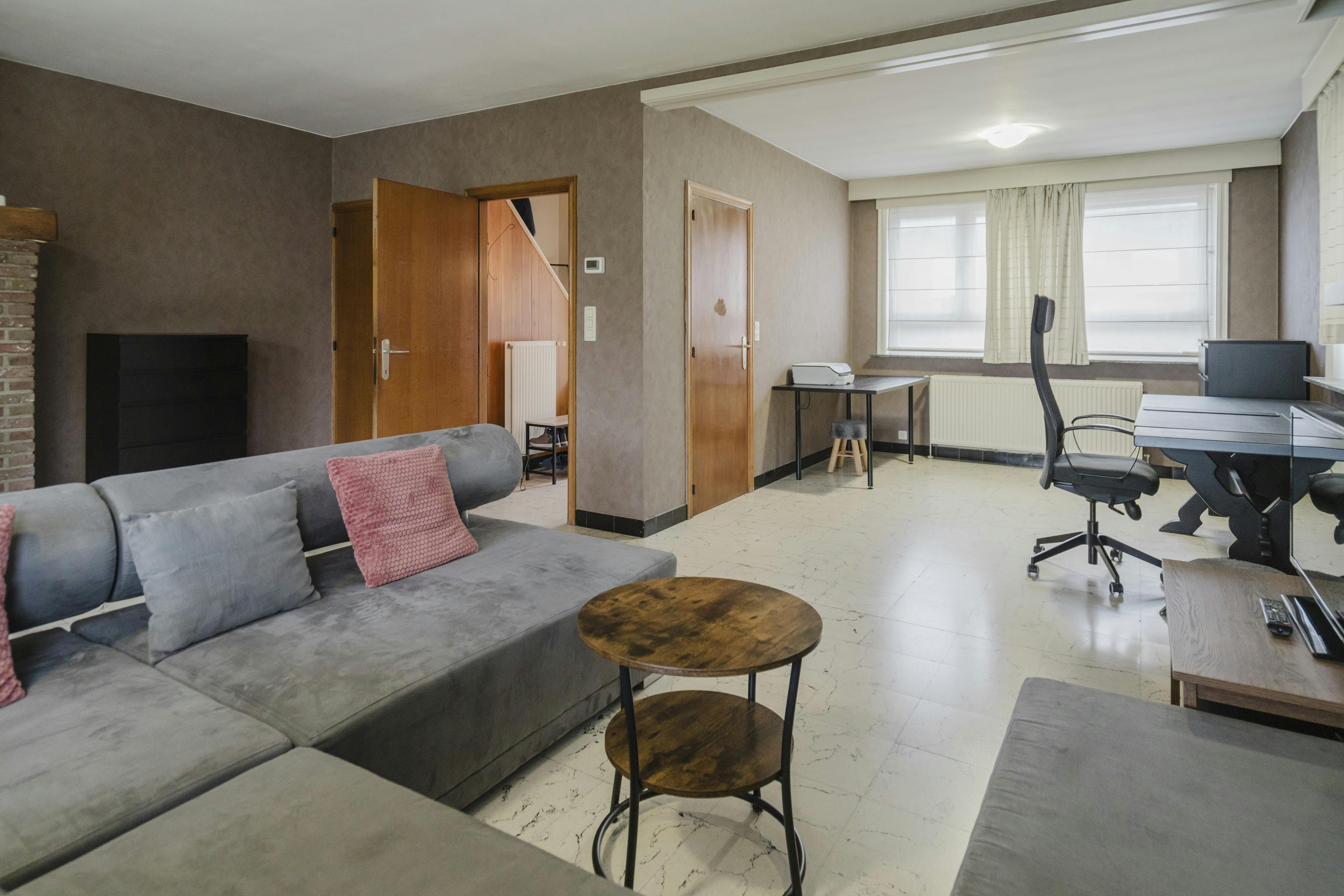 Halfopen bebouwing met 3 slaapkamers te koop in Kortrijk! foto 5