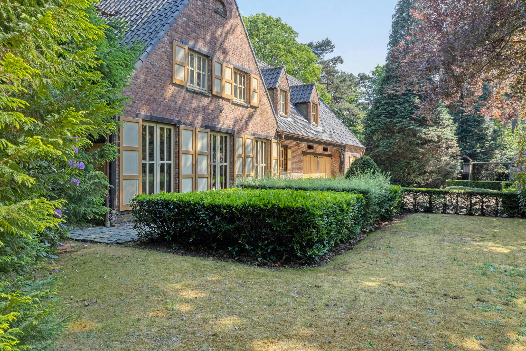 Karaktervolle villa met bijgebouw te koop in Schilde foto 35