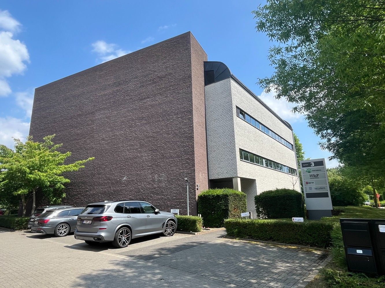 440 m² kantoor + 8 parkings foto 23