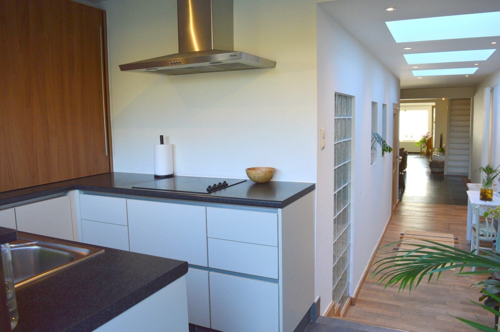 Gezellige instapklare woning met 3 slaapkamers nabij het centrum van Heule foto 7