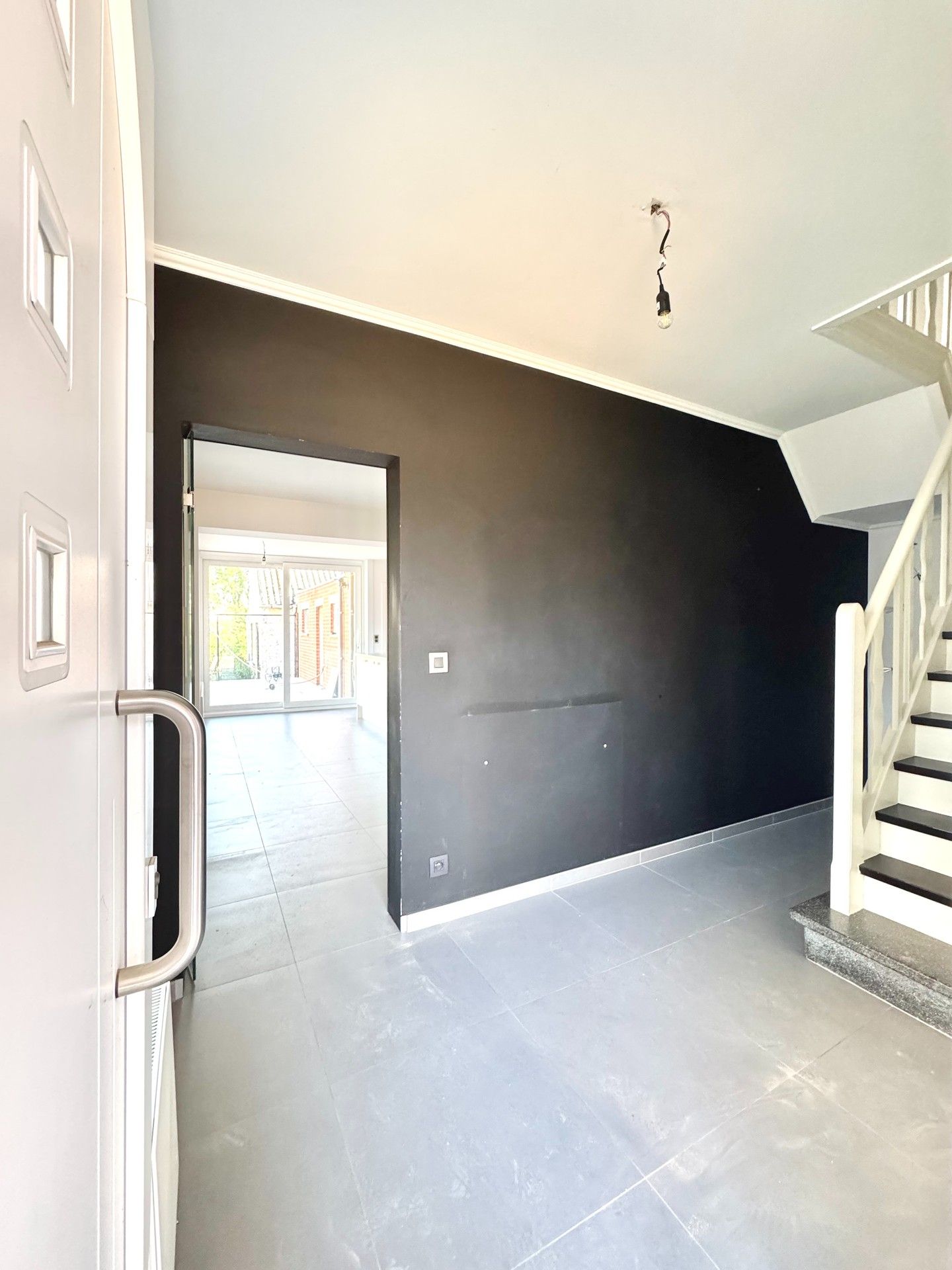 HALFOPEN WONING MET 3 KAMERS EN TERRAS foto 7