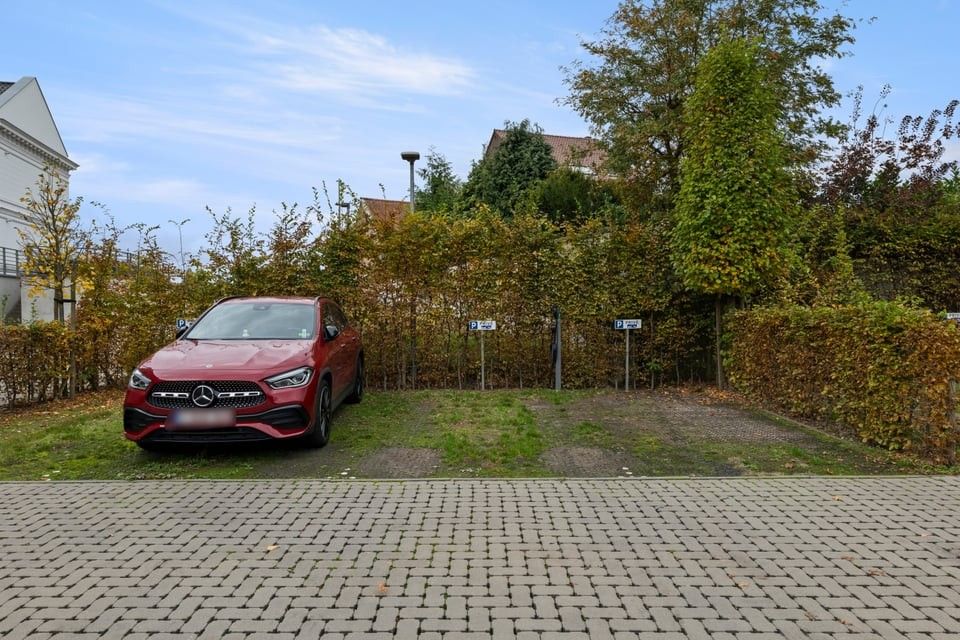MODERN GELIJKVLOERS APPARTEMENT MET TERRAS EN STANPLAATS IN TONGEREN foto 26
