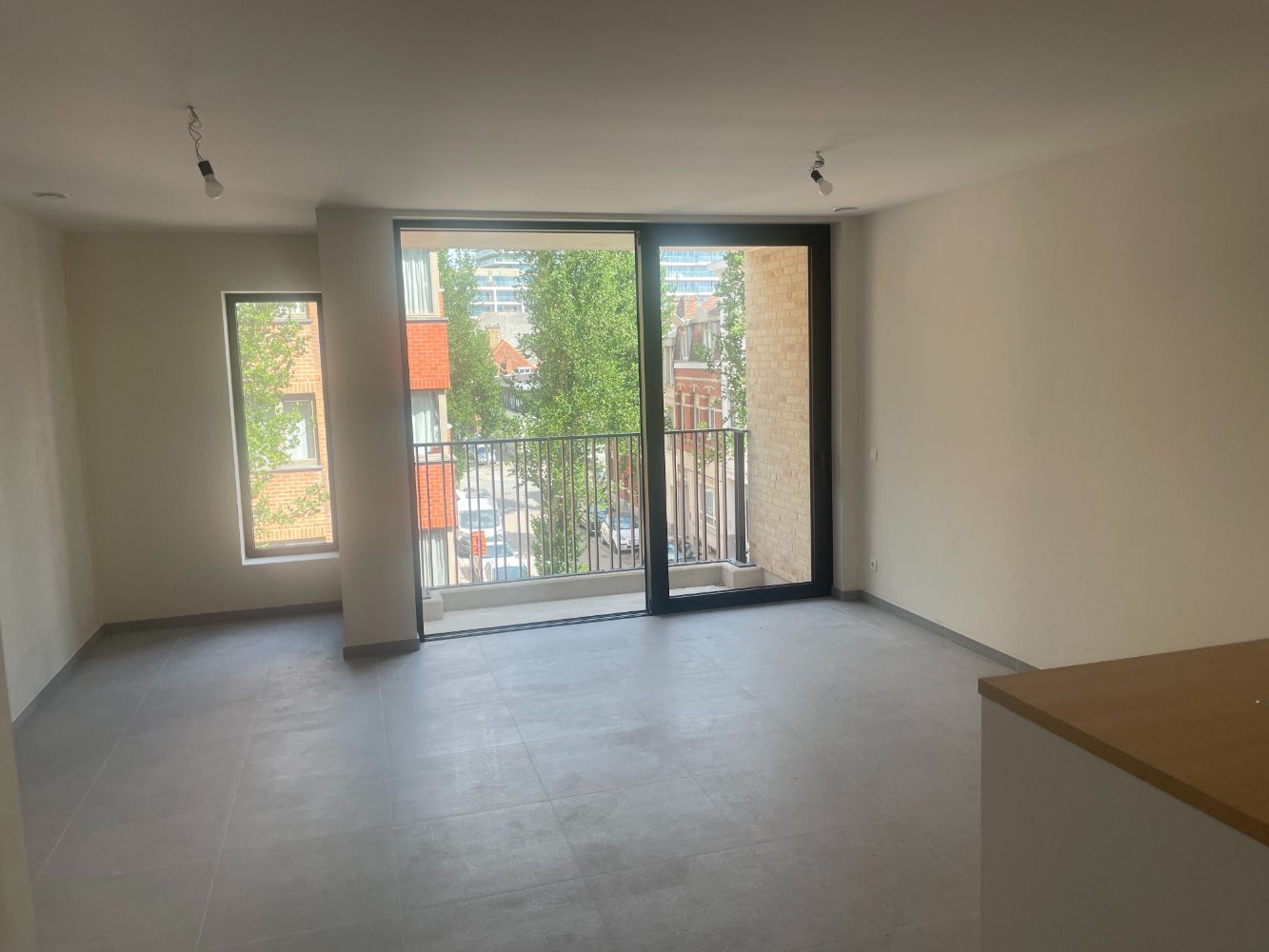 2-slaapkamer appartement TE HUUR in nieuwbouw residentie Evelyne te Oostende foto 6