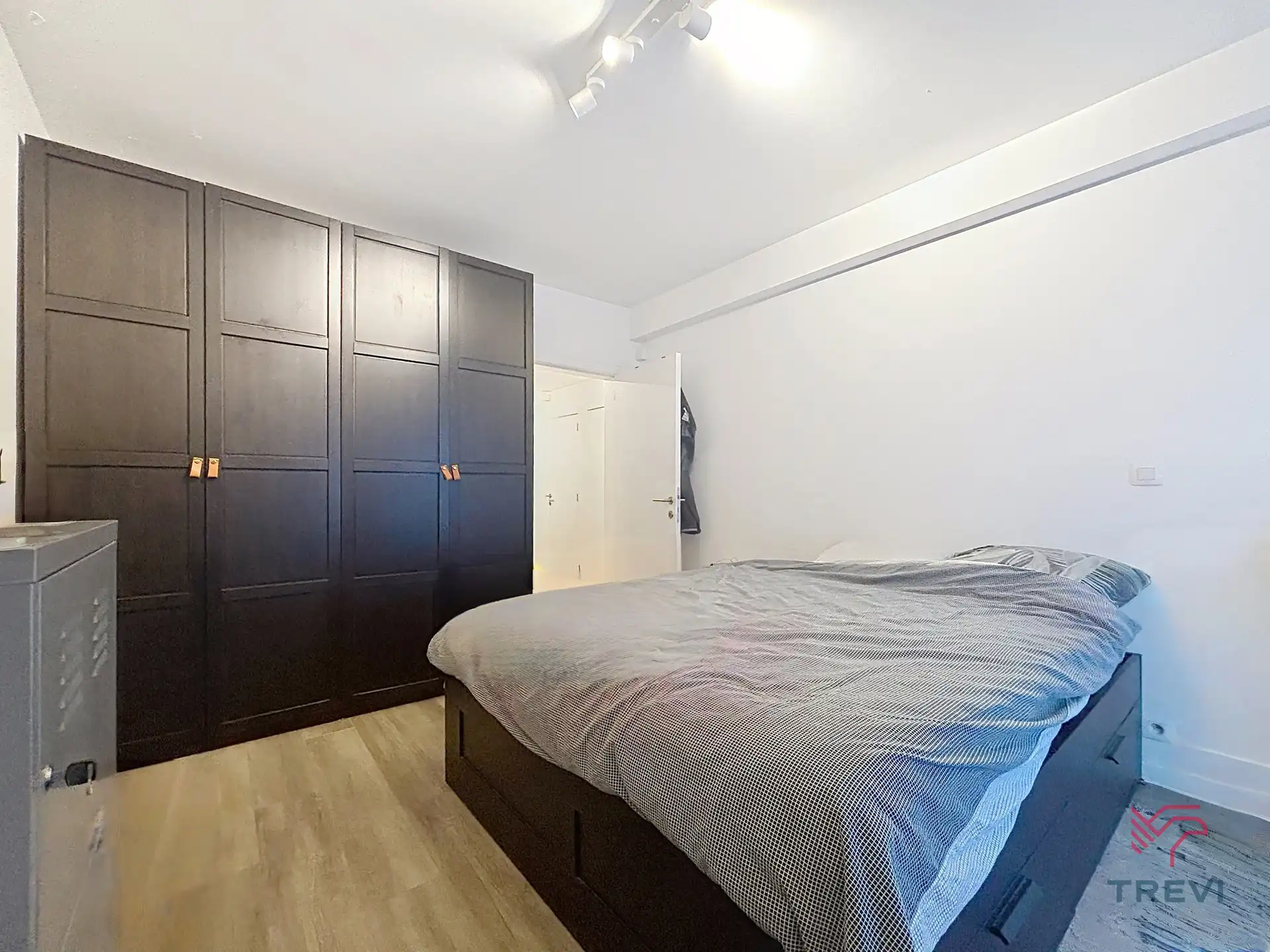 Mooi appartement met 2 slaapkamers in Evere foto 7