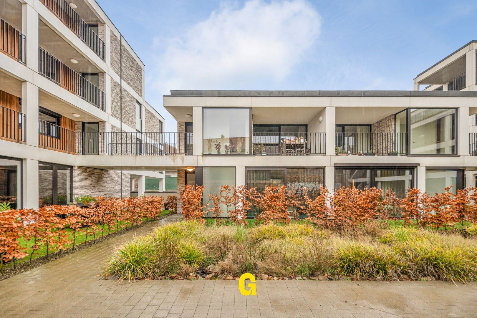 Recent gelijkvloersappartement met 2 slaapkamers, terras, voor- en achtertuin, standplaats en extra ruime berging in hartje Hoeselt foto 24