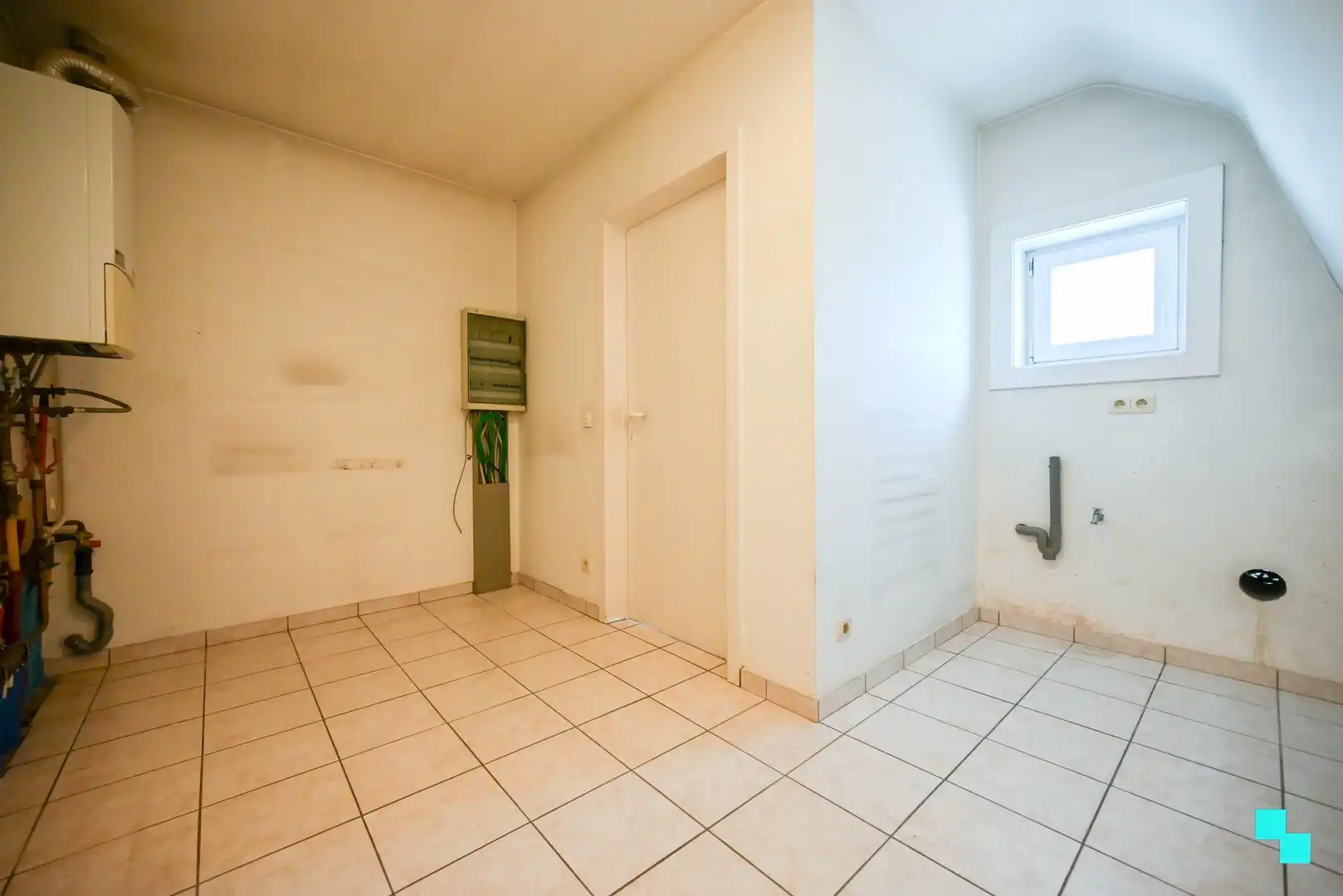 Unieke penthouse met drie terrassen in hartje Izegem foto 10