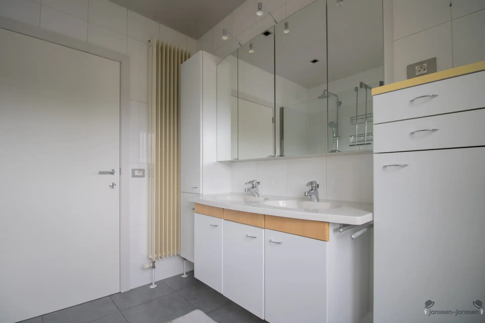 Appartement van 104 m² op de 3de verdieping met 2 slaapkamers en 2 terrassen foto 11