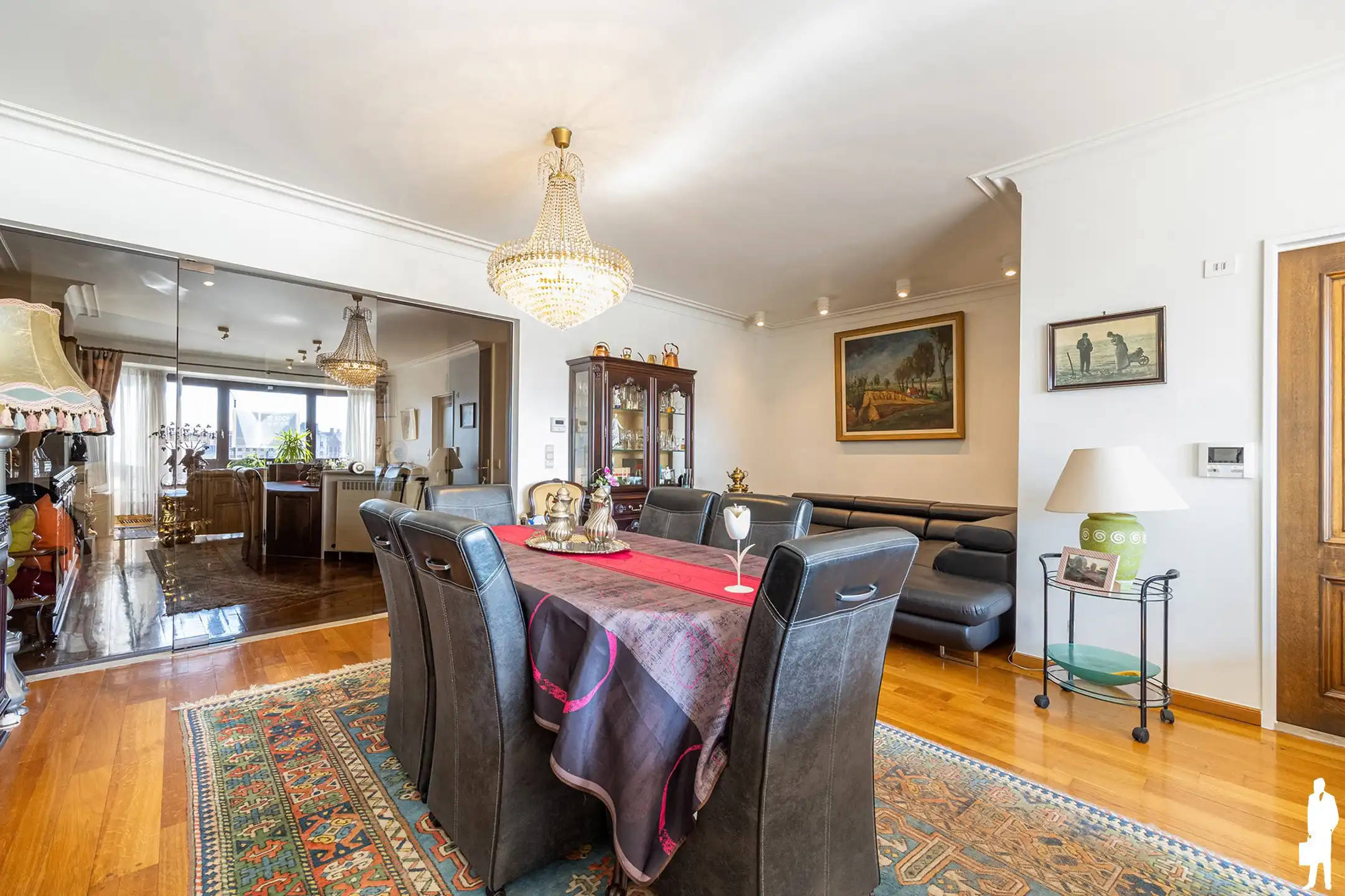 Ruim appartement met 2 slpk en 3 terrassen aan de Grote Markt foto 7