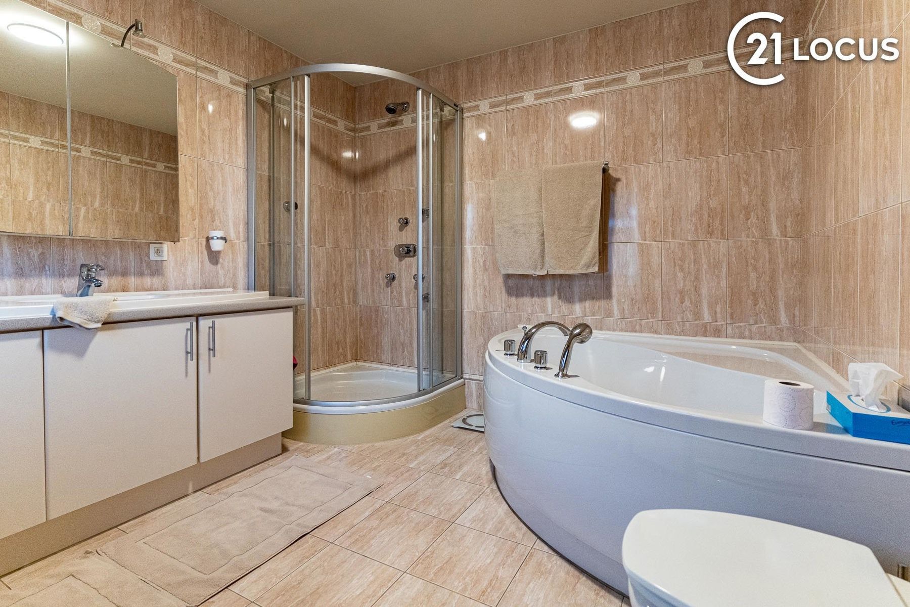 EPC B – Zonnepanelen – Airco: comfortabel wonen in Beveren foto 9