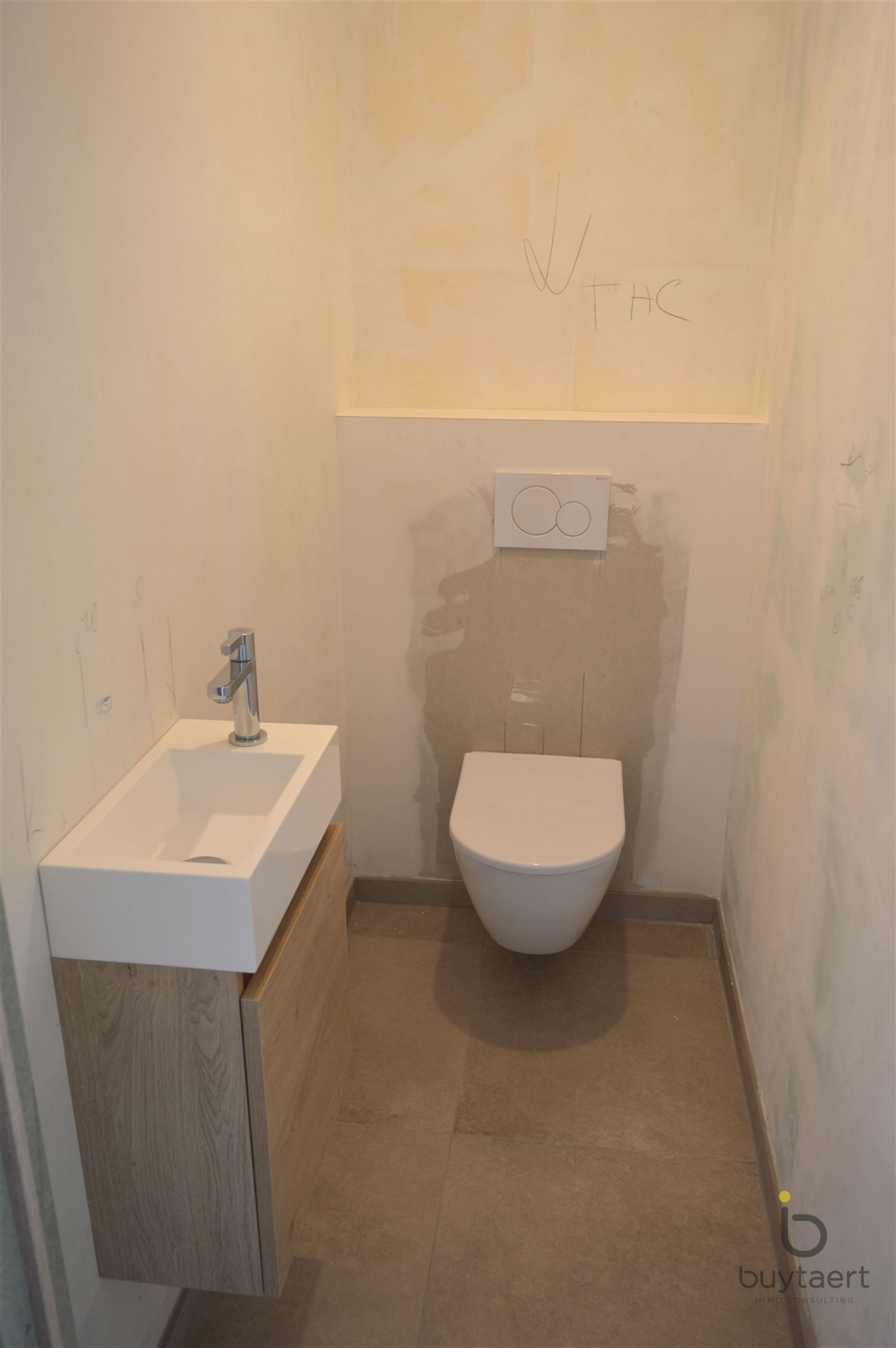 Nieuwbouw appartement met twee slaapkamers te Zoersel. foto 15