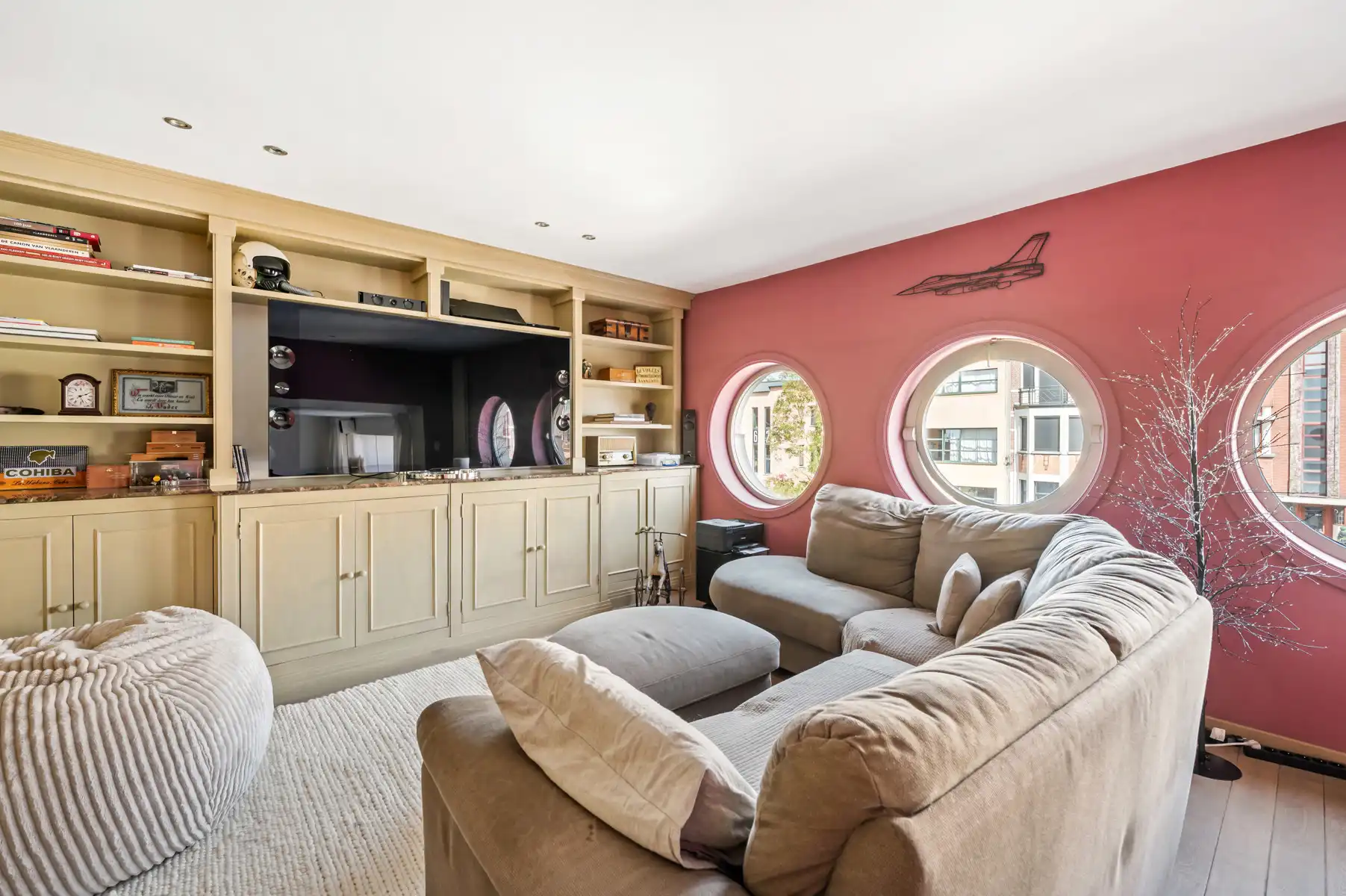 Grote woning met tal van mogelijkheden foto 10
