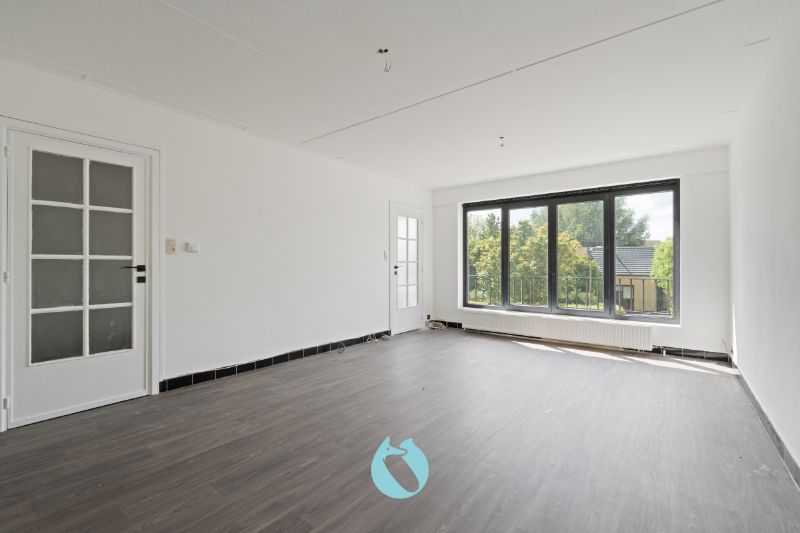 Rustig gelegen appartement met 2 slaapkamers foto {{pictureIndex}}