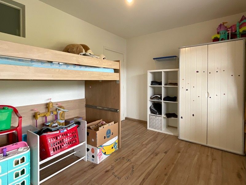 Gunstig gelegen appartement met twee slaapkamers, terras, tuin en autostaanplaats foto 9