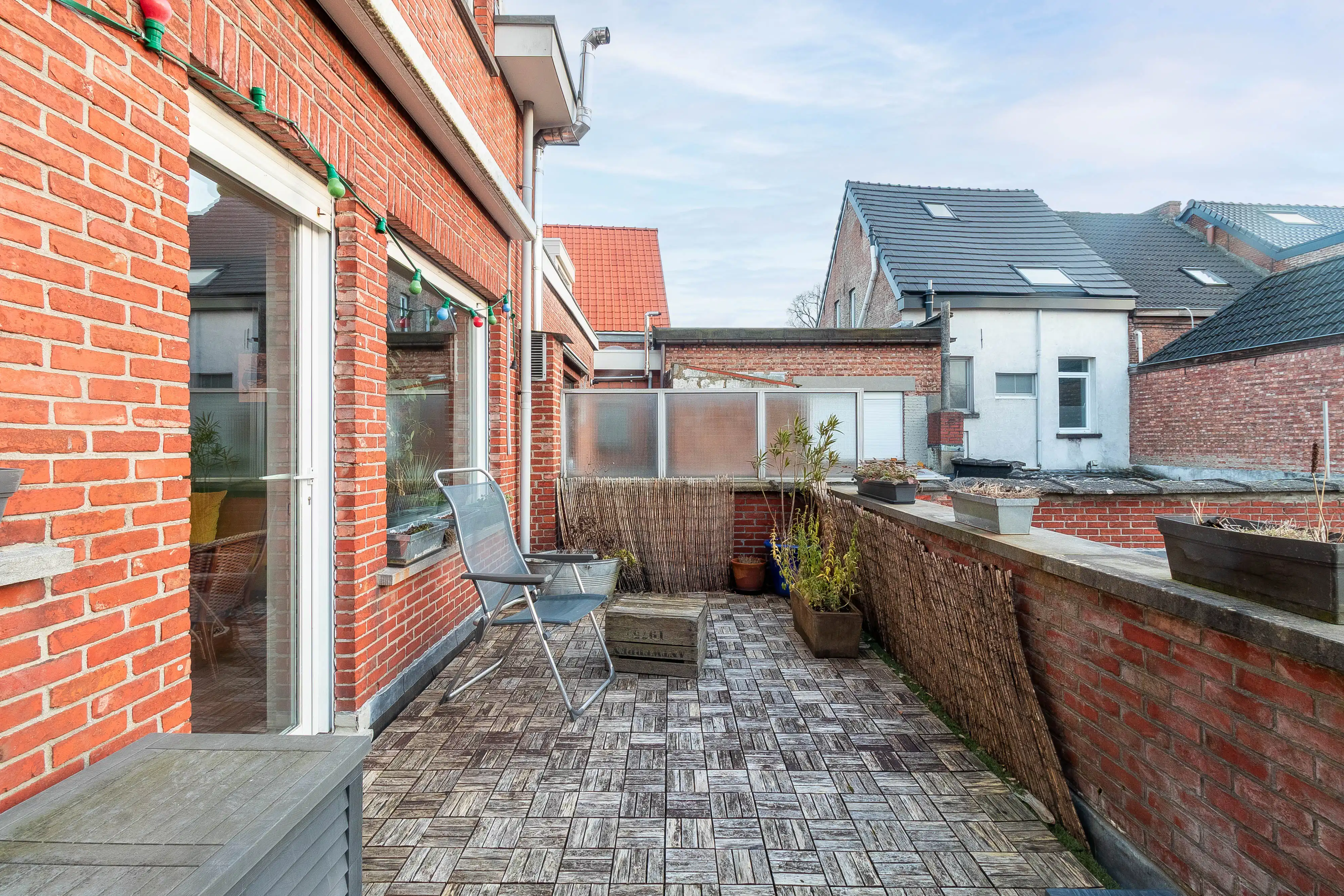 Handelshuis met ruim duplexappartement foto 4