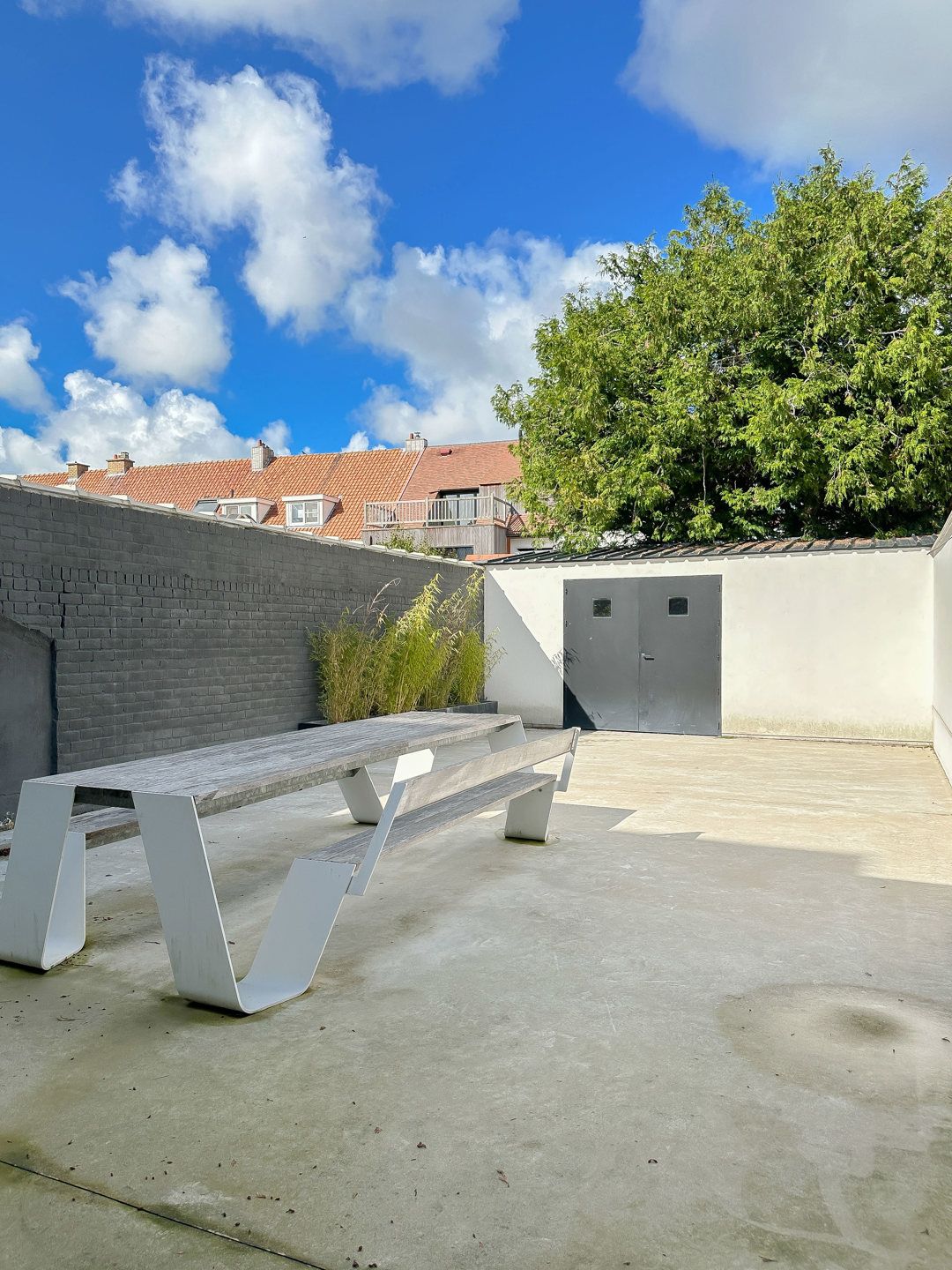 Moderne woning met een strak design, langs de Graaf Jansdijk foto 10