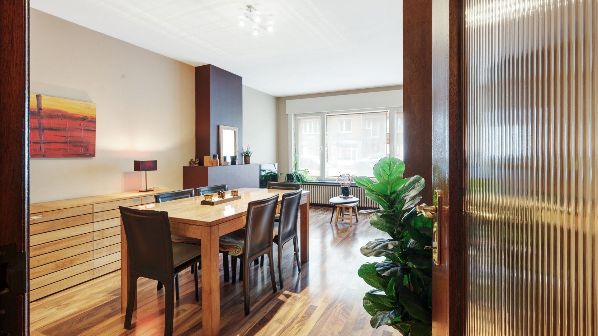 Centraal gelegen appartement met grote tuin te Heist foto 4