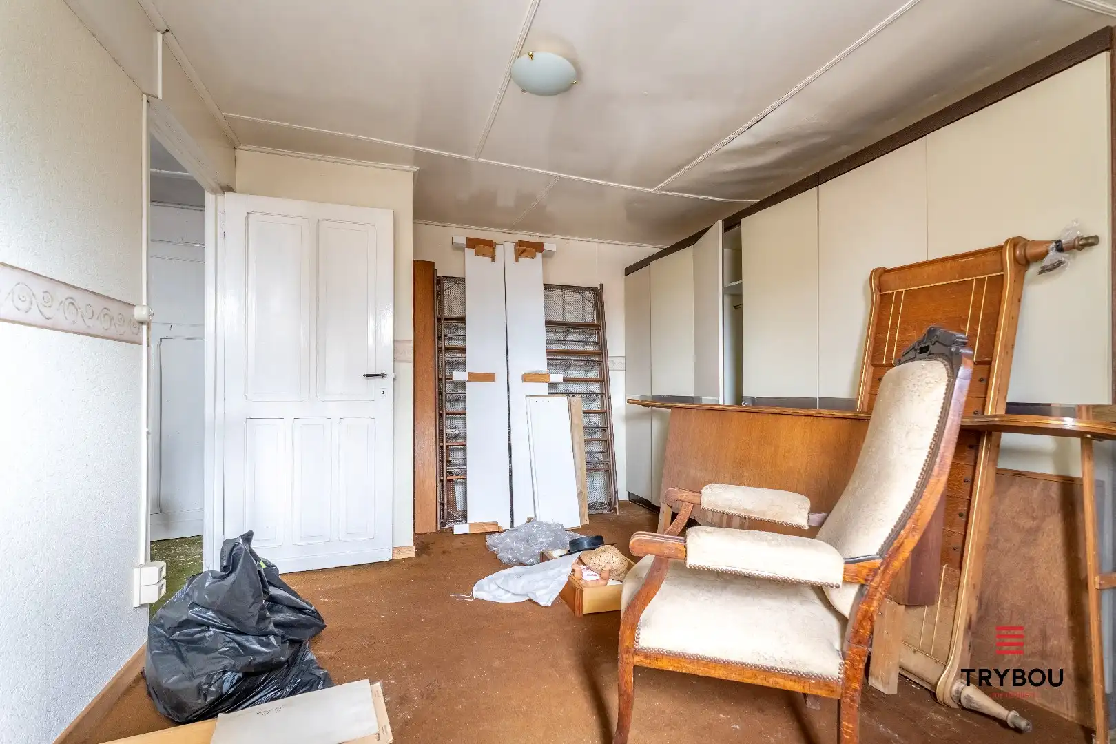 Ruime woning met winkelruimte, loods (optioneel) en garage  foto 20