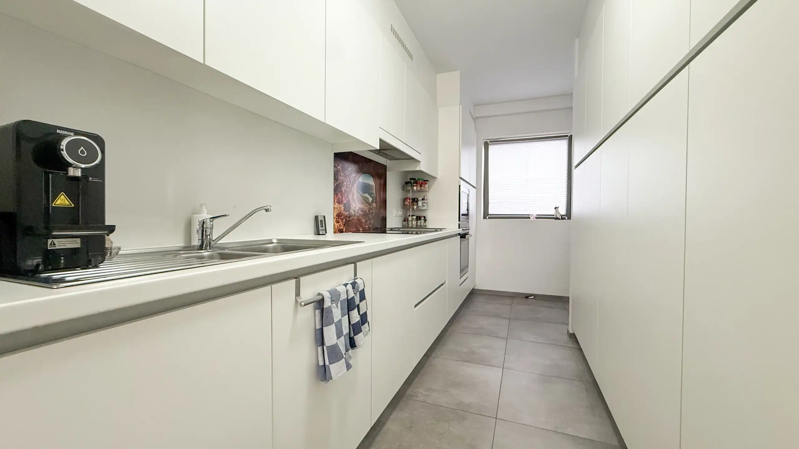 Recent appartement met 2 slpks, parking en berging! foto 9
