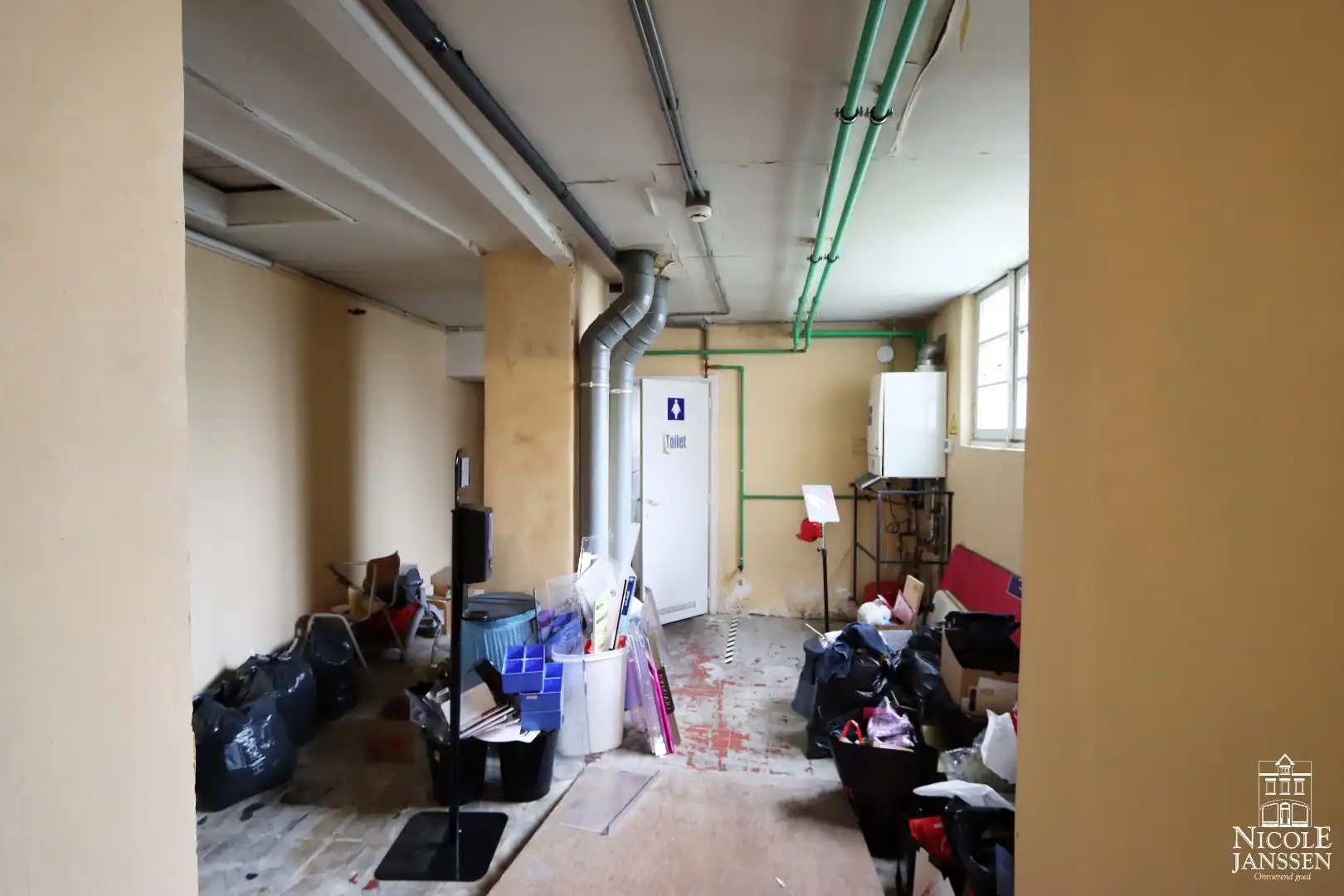 Ruim handelspand van ca. 400 m²  foto 9