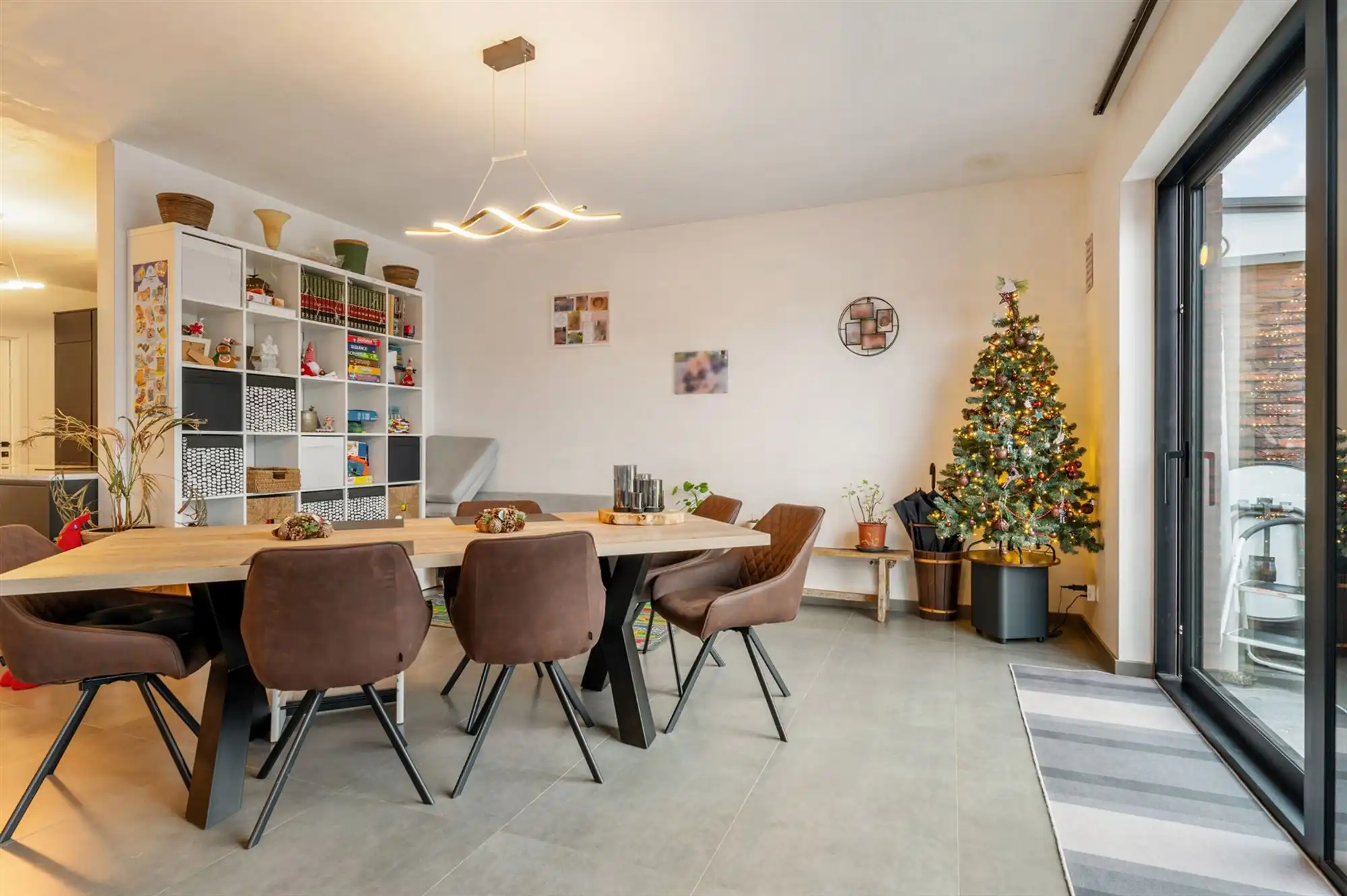 PERFECT ONDERHOUDEN GELIJKVLOERS APPARTEMENT MET 3 SLAAPKAMERS EN PRIVATE TUIN VAN 8A90CA TE KORSPEL foto 6