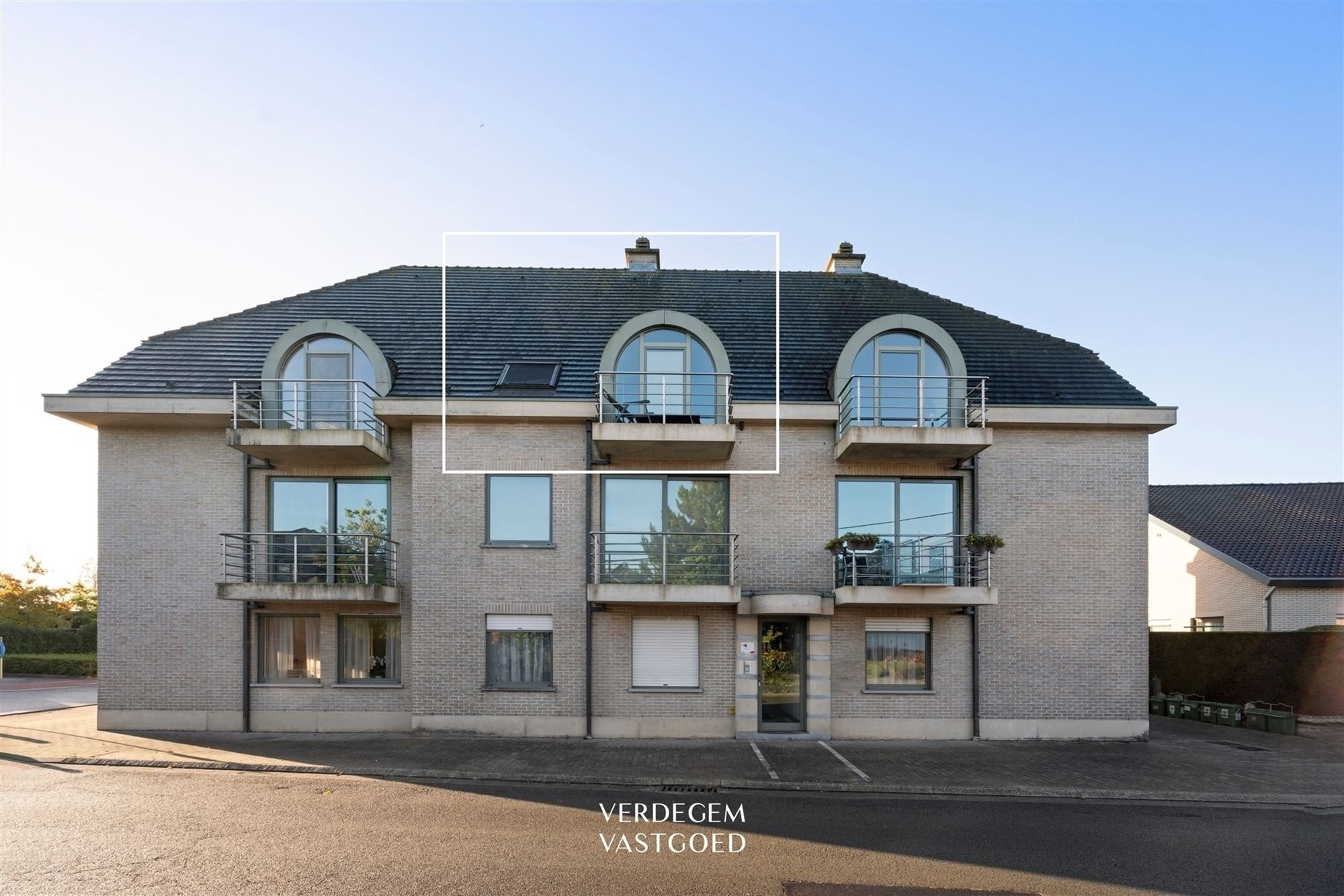 Gezellig appartement met 2 slaapkamers, ZW terras en autostaanplaats foto 9