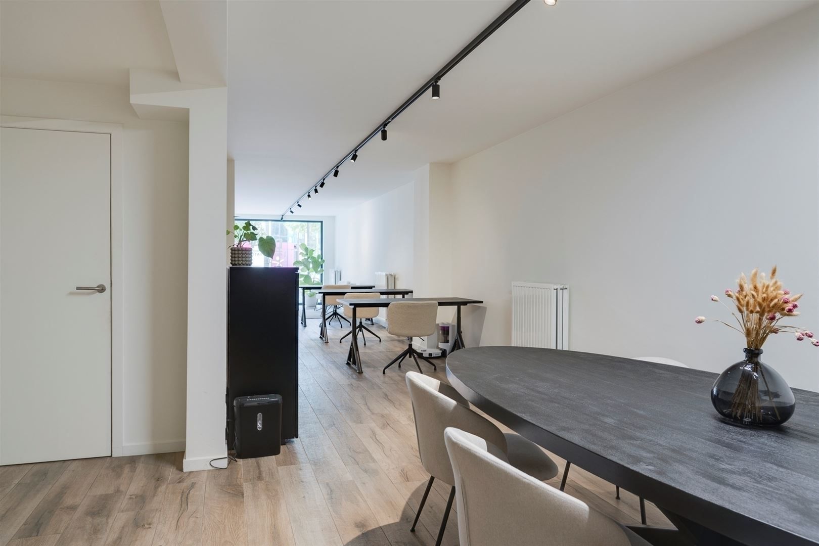 Ruimte voor kantoor/vrije beroepen/dienstverlening op het bruisende Eilandje foto 8