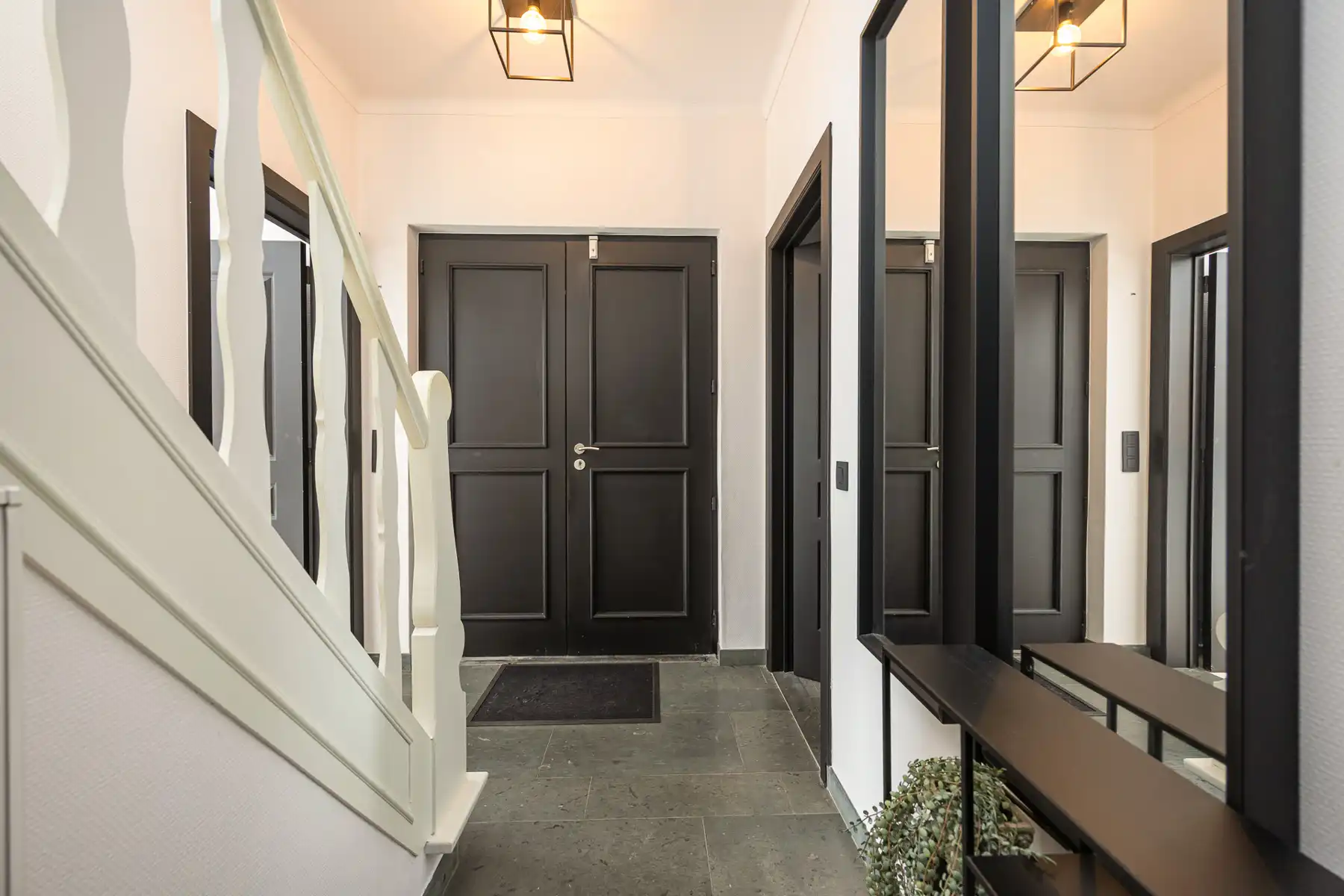 Riante, vrijstaande villa met 4 slaapkamers, zwembad en bijgebouw op een perceel van 2.680m². foto 4