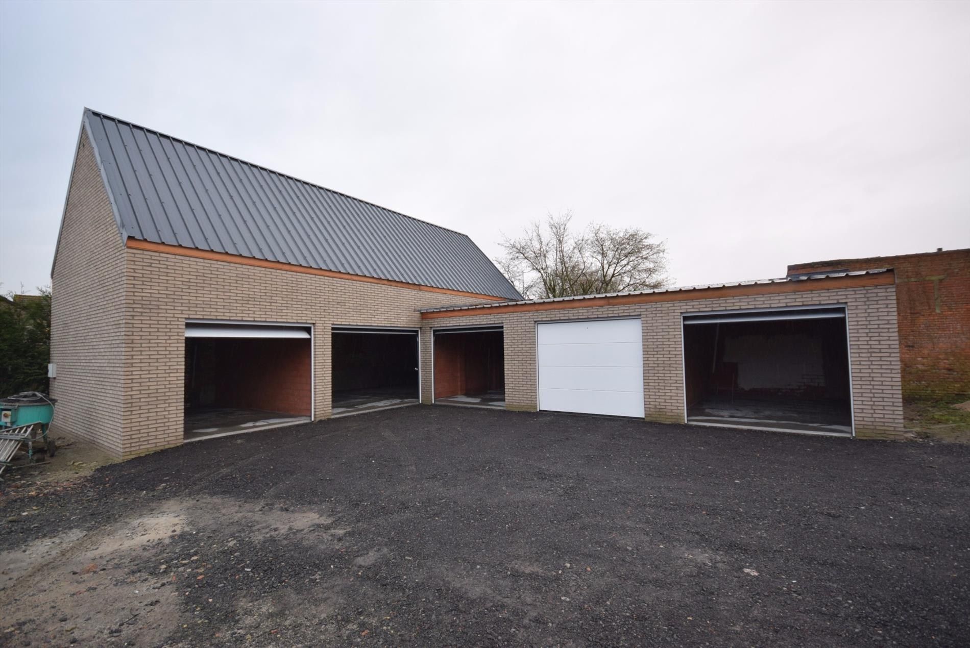 Garage te huur Diksmuidseweg 362 - gar/3 - 8904 Boezinge