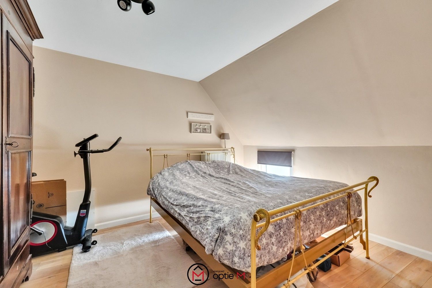 Charmante woning met 4 slaapkamers + weide foto 14