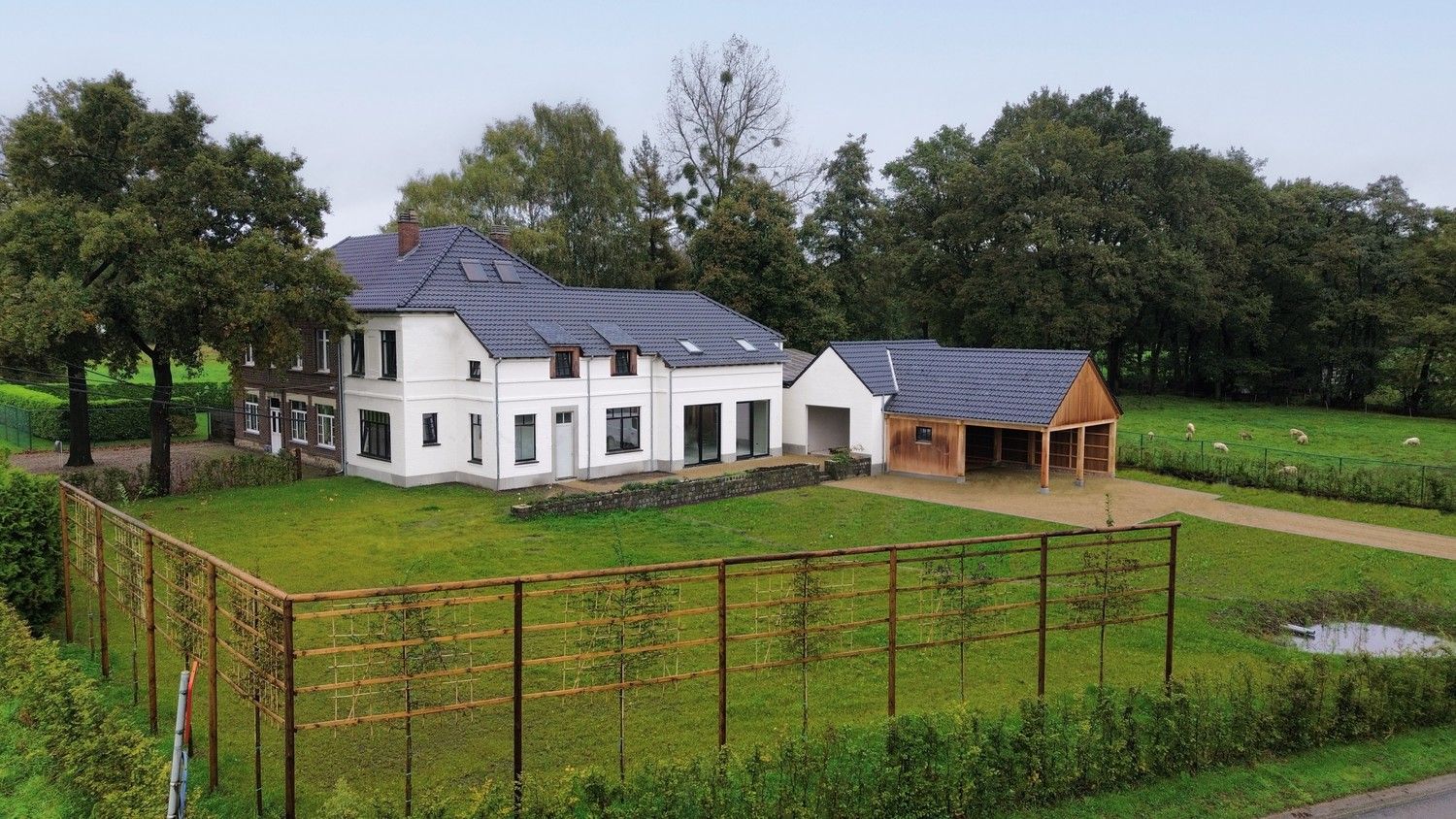Te koop: Luxueuze woning met karakter in Zutendaal foto 44