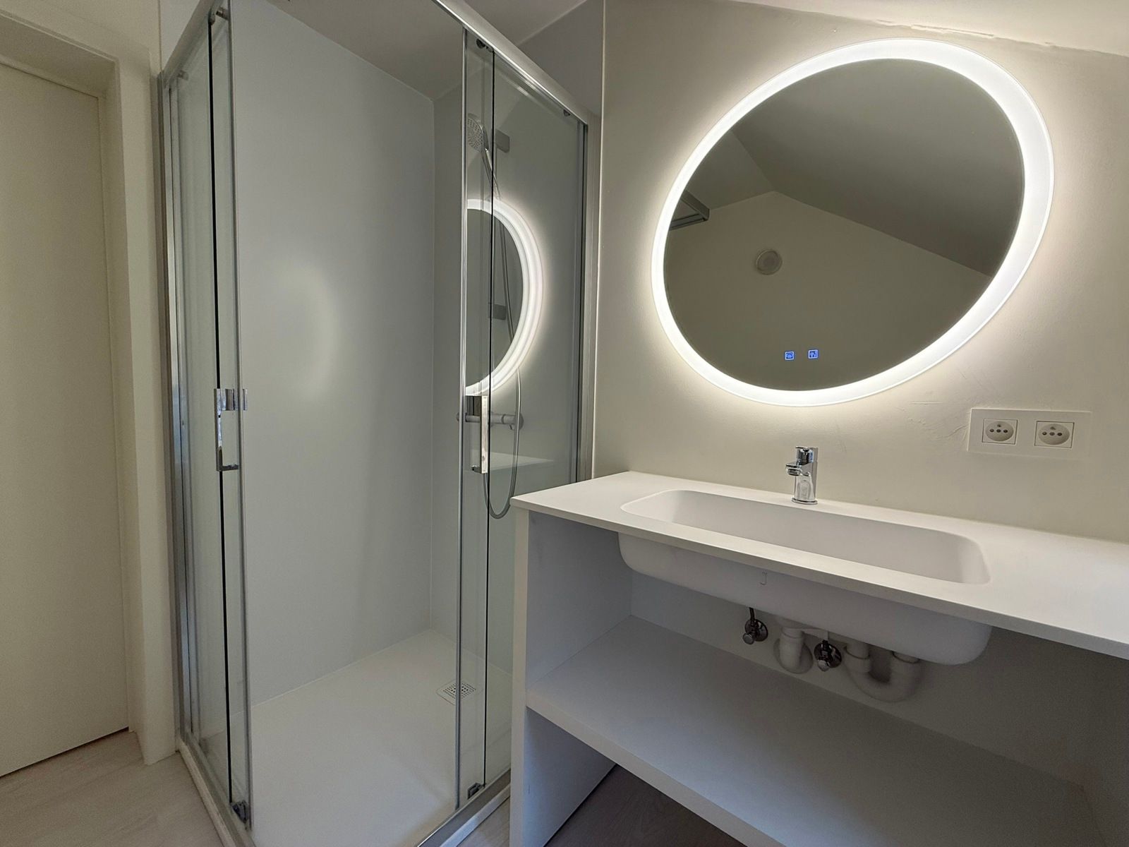 Karaktervol, volledig instapklaar appartement foto 9