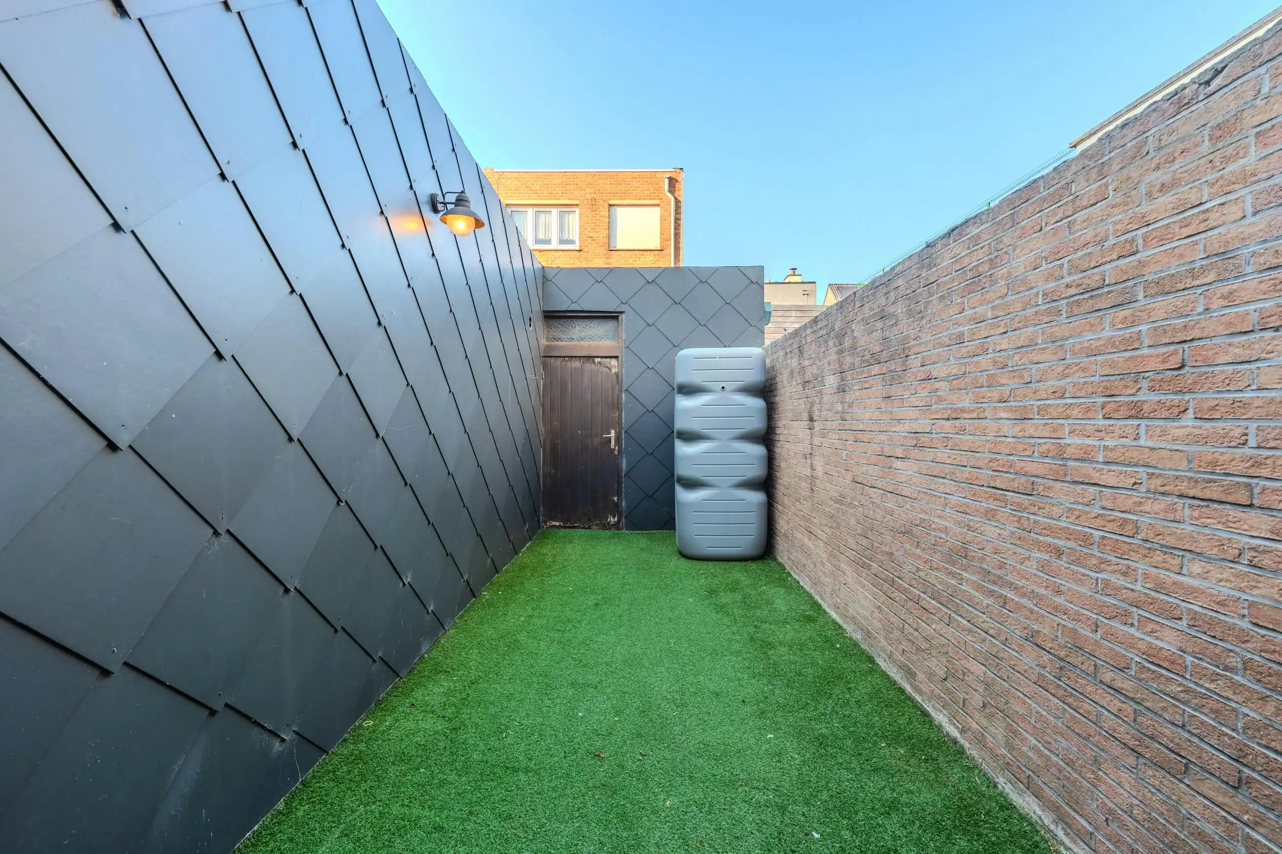 Gerenoveerde woning te koop in hartje Mariakerke te Oostende foto 11
