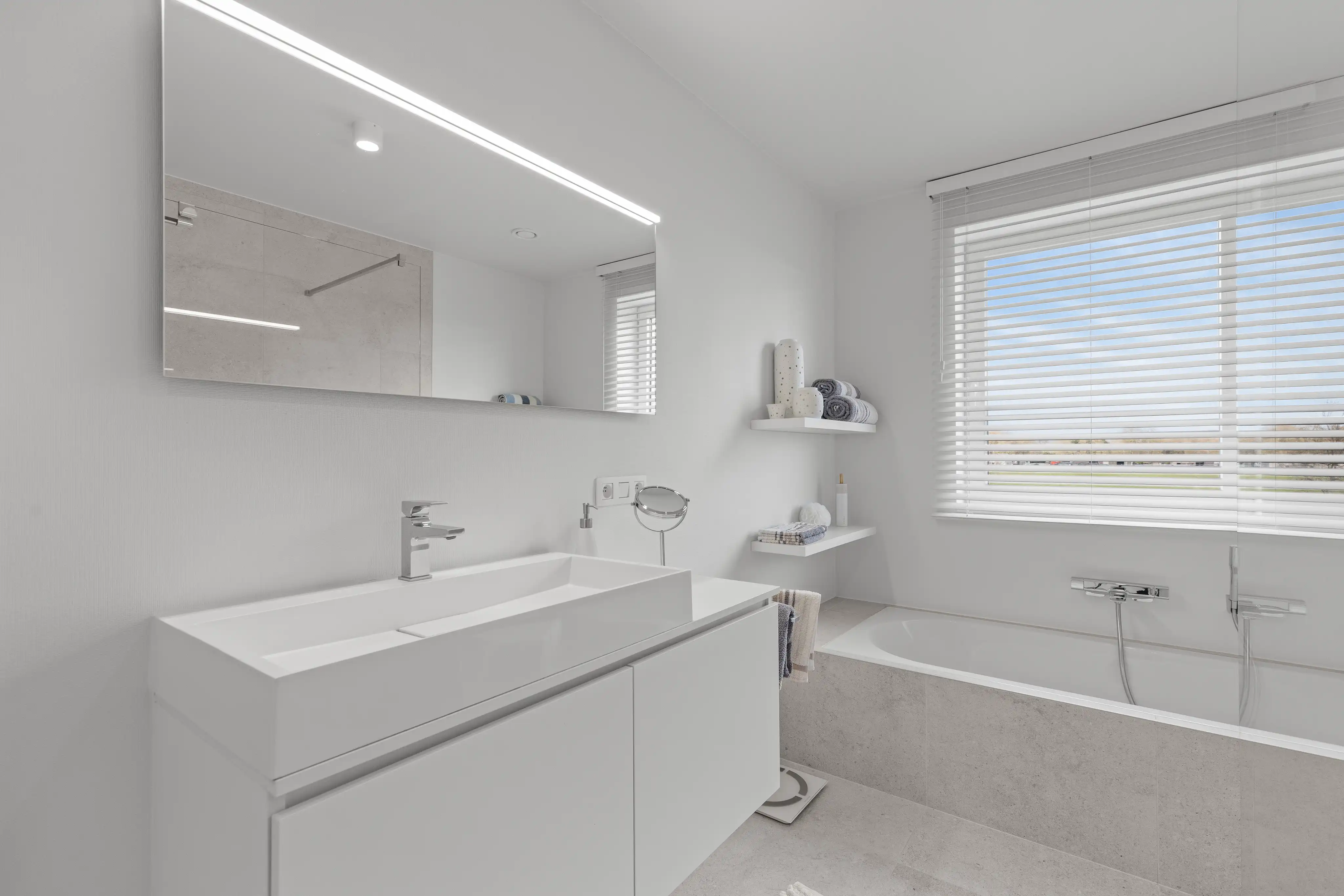 Moderne en lichtrijke halfopen woning met 3 slaapkamers foto 13