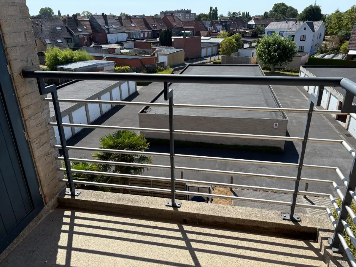 1-slpk-APP + garage foto 11
